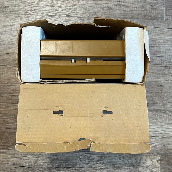 Vintage MARXWRITER Typewriter - Picture 5 of 16